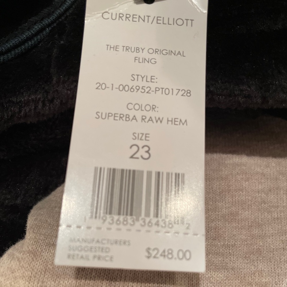 NWT Current Elliot “Fling” Jean - Picture 5 of 6